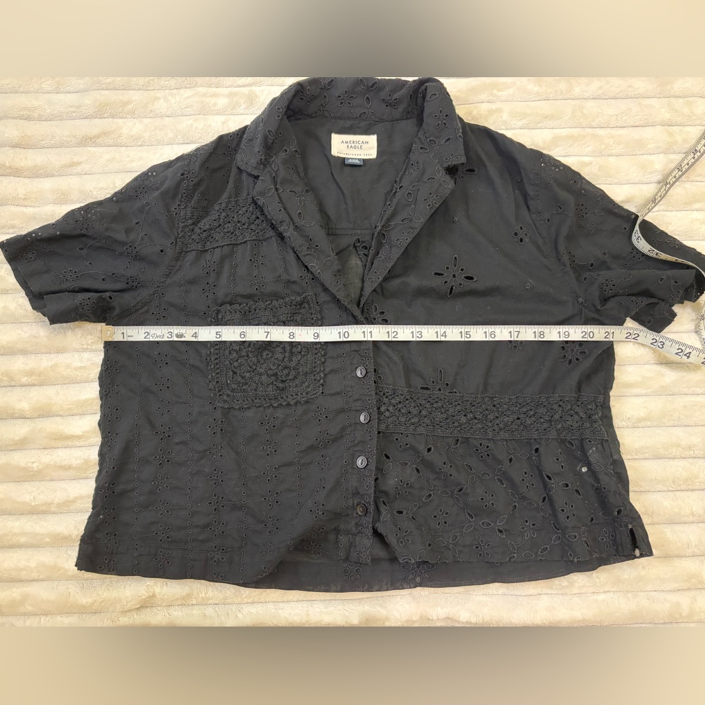 American Eagle cropped embroidered eyelet lace button up boho cottagecore top, M - Picture 10 of 12